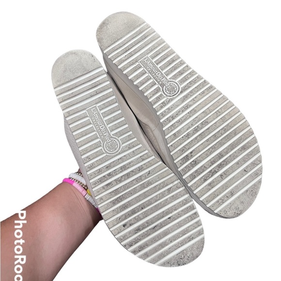 L’Amour Des Pieds Minimalist Beige Sandals. Open Toe Leather Slides. 7 - Picture 5 of 8